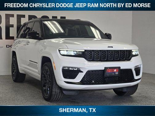 Bright White Clearcoat 2024 Jeep Grand Cherokee Summit