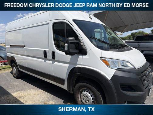 Bright White Clearcoat 2025 RAM ProMaster 2500 Tradesman