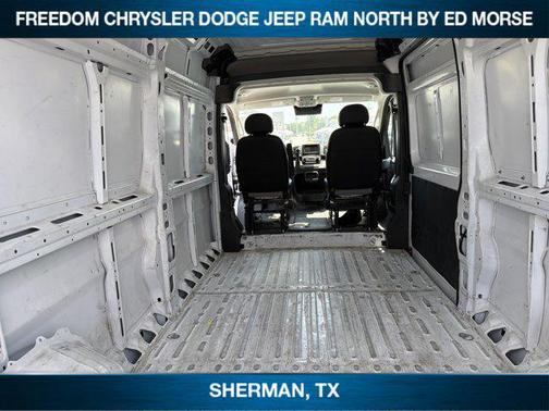 Bright White Clearcoat 2025 RAM ProMaster 2500 Tradesman
