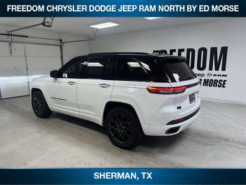 2025 Jeep Grand Cherokee Summit