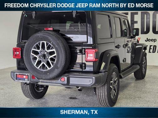 Black Clearcoat 2026 Jeep Wrangler Sahara