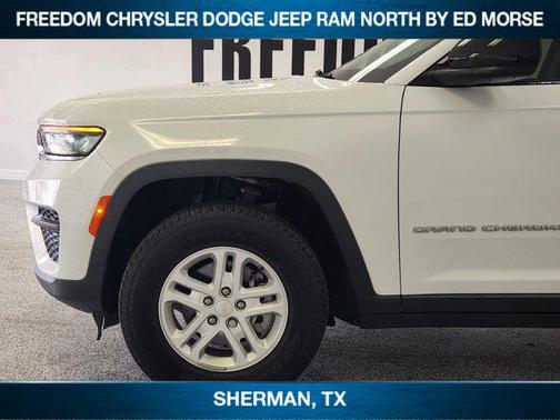 2023 Jeep Grand Cherokee Laredo