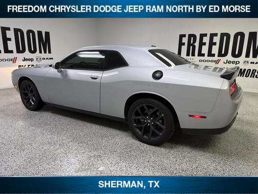 Triple Nickel Clearcoat 2023 Dodge Challenger SXT