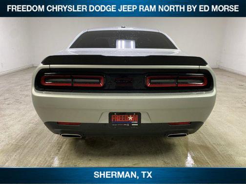 Triple Nickel Clearcoat 2023 Dodge Challenger SXT