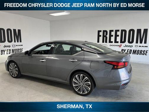 2023 Nissan Altima 2.5 SL