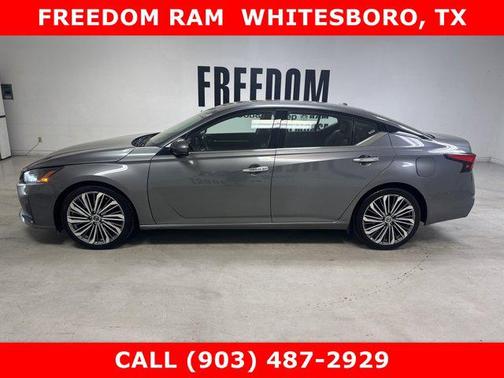 2023 Nissan Altima 2.5 SL