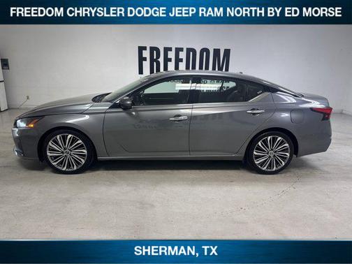 2023 Nissan Altima 2.5 SL
