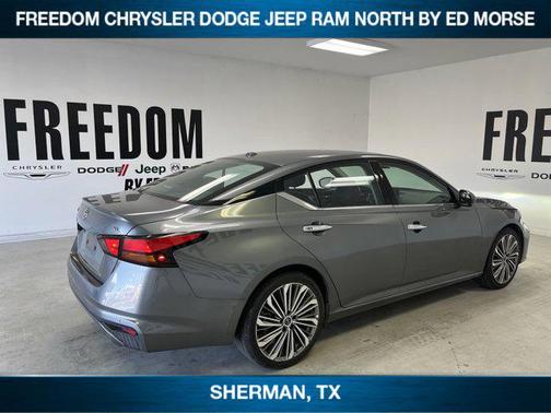 2023 Nissan Altima 2.5 SL