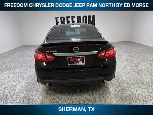 Super Black 2017 Nissan Altima 2.5 SL