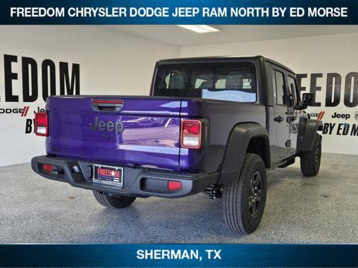 2026 Jeep Gladiator Sport