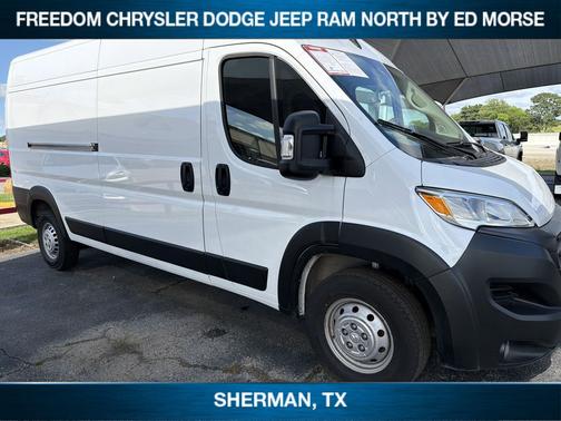 Bright White Clearcoat 2025 RAM ProMaster 2500 Tradesman