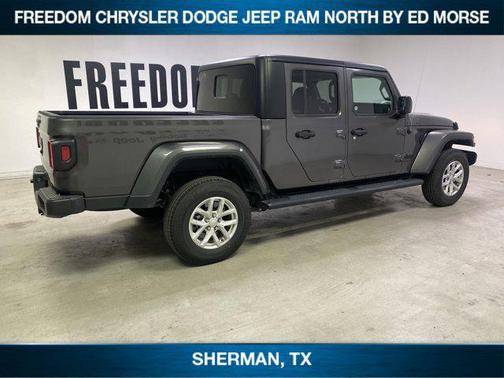 2023 Jeep Gladiator Sport S