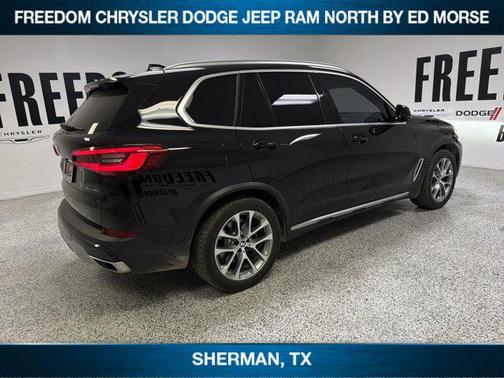 Jet Black 2019 BMW X5 xDrive40i