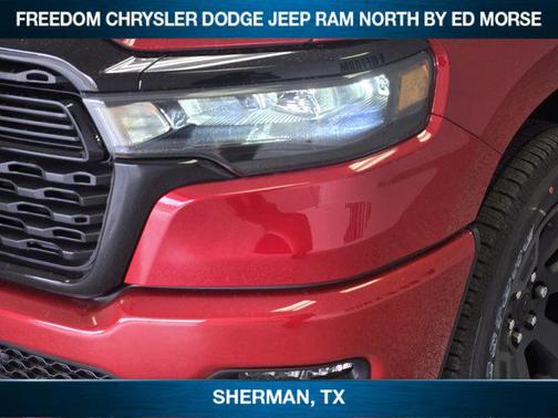 Molten Red Pearlcoat 2026 RAM 1500 Express
