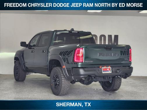 Serrano Green Metallic 2026 RAM 1500 RHO