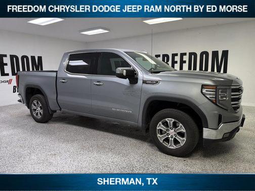 Sterling Metallic 2025 GMC Sierra 1500 SLT