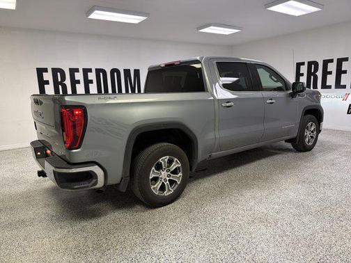 Sterling Metallic 2025 GMC Sierra 1500 SLT
