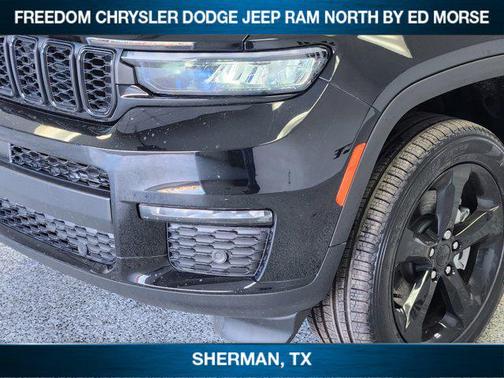Diamond Black Crystal Pearlcoat 2025 Jeep Grand Cherokee L Limited