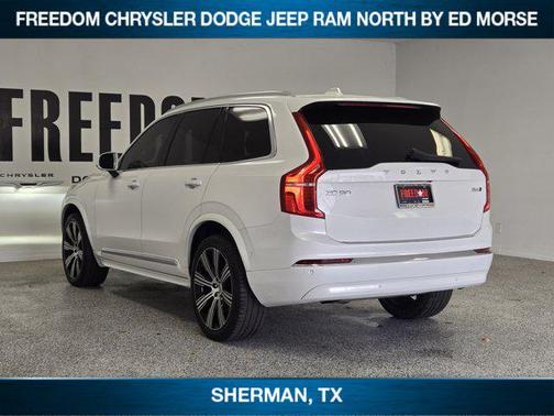 2023 Volvo XC90 Plus