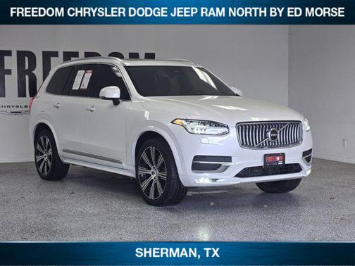 2023 Volvo XC90 Plus