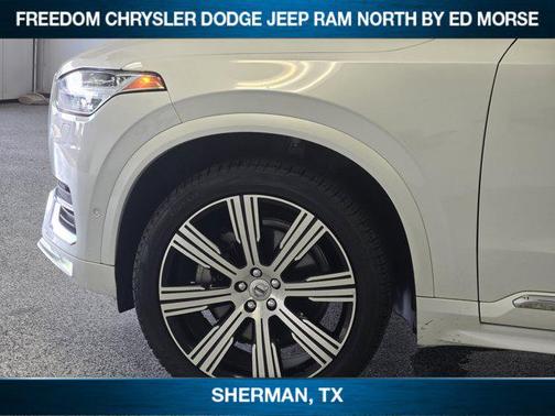 2023 Volvo XC90 Plus