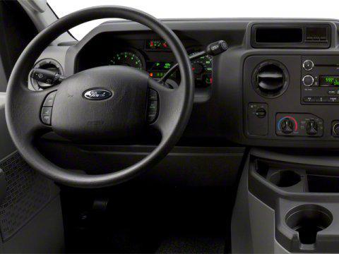 2013 Ford E350 Super Duty XL