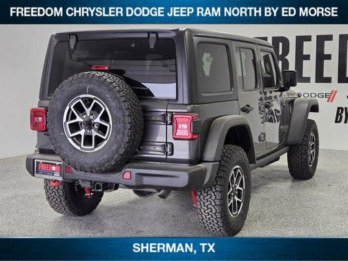 Granite Crystal Metallic Clearcoat 2026 Jeep Wrangler Rubicon