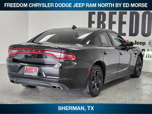 Pitch Black Clearcoat 2023 Dodge Charger SXT