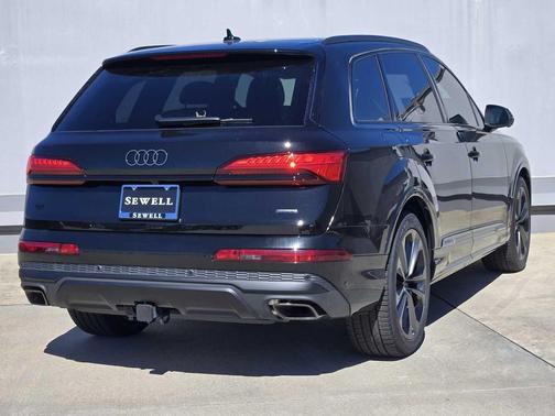 2026 Audi Q7 55 Premium Plus