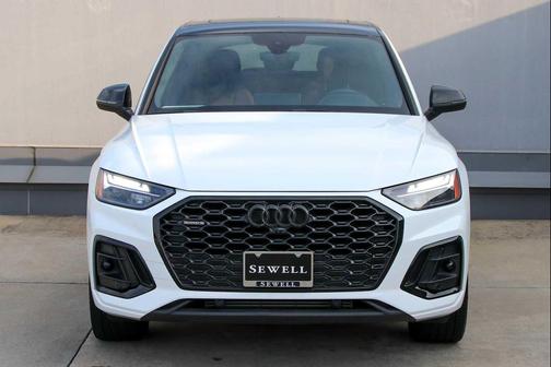 2022 Audi Q5 45 S line Premium Plus
