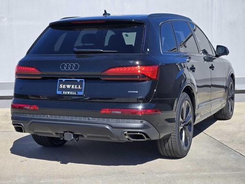 2026 Audi Q7 55 Premium Plus