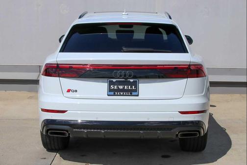 2025 Audi Q8 55 Premium Plus