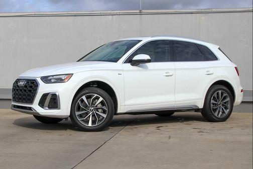 2023 Audi Q5 45 S line Premium Plus