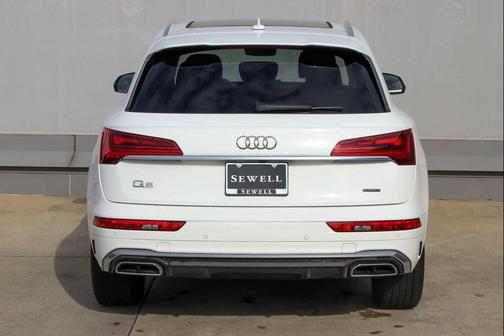 2023 Audi Q5 45 S line Premium Plus