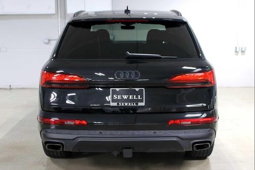 2025 Audi Q7 55 Prestige