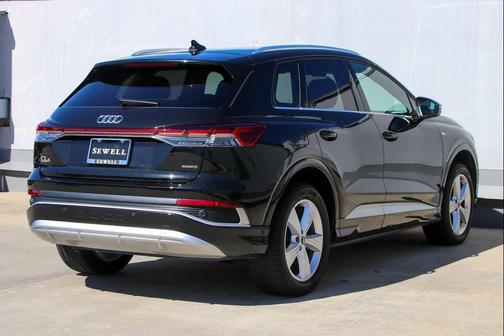 2023 Audi Q4 e-tron Premium Plus 50 quattro