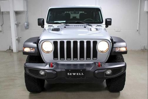 Silver Zynith Clearcoat 2023 Jeep Wrangler Rubicon