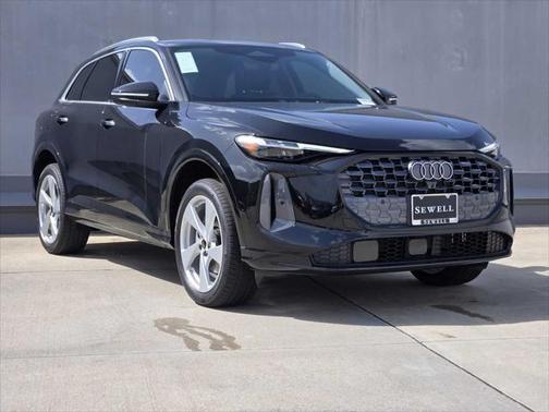 2025 Audi Q5 Premium Plus