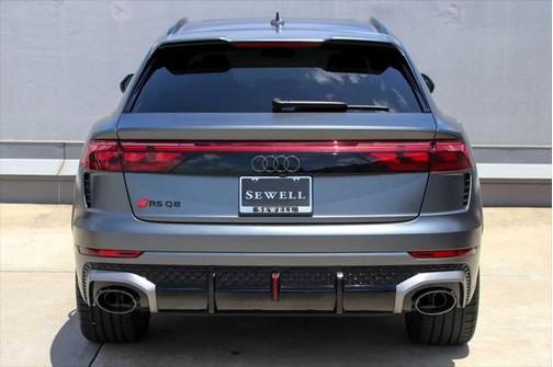 2025 Audi RS Q8 4.0T