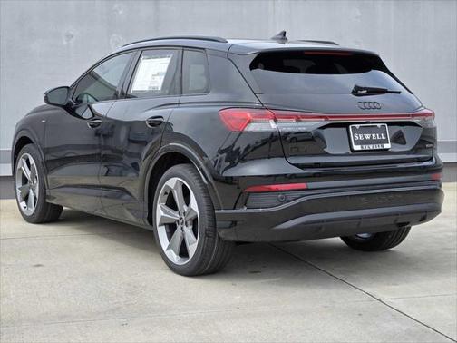 2025 Audi Q4 e-tron Premium Plus 55 quattro