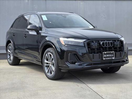 2025 Audi Q7 45 Premium Plus
