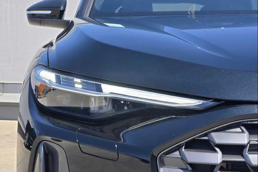 Mythos Black Metallic 2026 Audi Q5 Premium Plus TFSI quattro S tronic