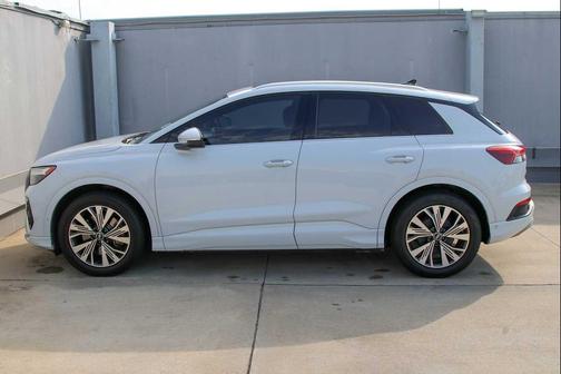 2023 Audi Q4 e-tron Premium Plus 40 RWD