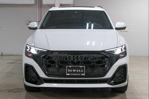 2024 Audi Q8 55 Prestige