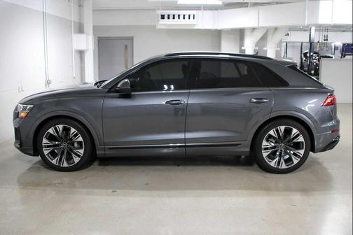 2025 Audi Q8 55 Prestige