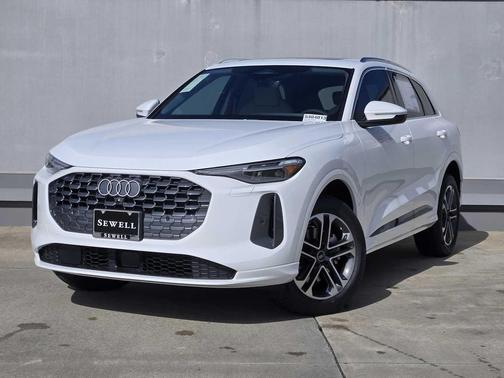 2025 Audi Q5 Premium Plus TFSI quattro S tronic