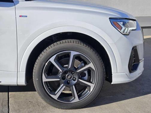 2025 Audi Q3 45 S line Premium Plus