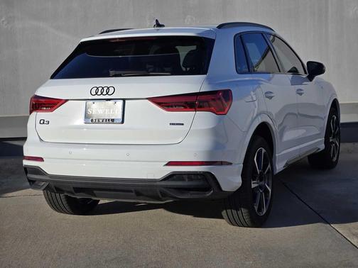 2025 Audi Q3 45 S line Premium Plus