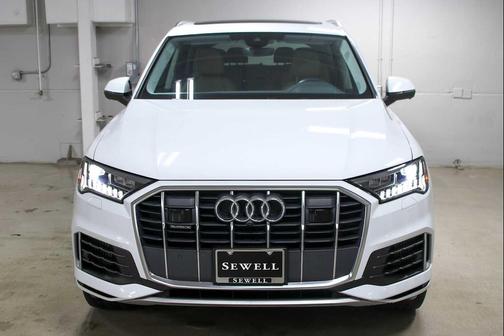 2023 Audi Q7 55 Premium Plus