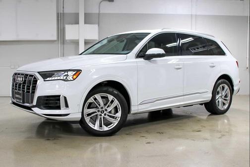 2023 Audi Q7 55 Premium Plus